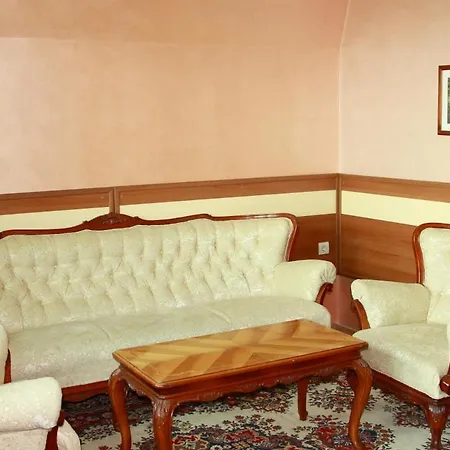 Family Hotel