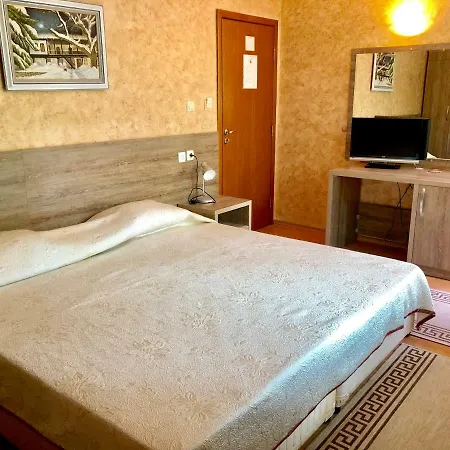Family Hotel 2*