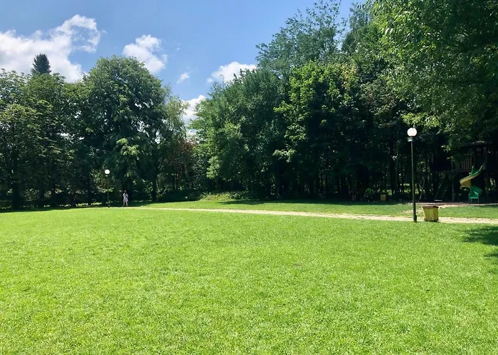 семеен резиденция Хотел 2*