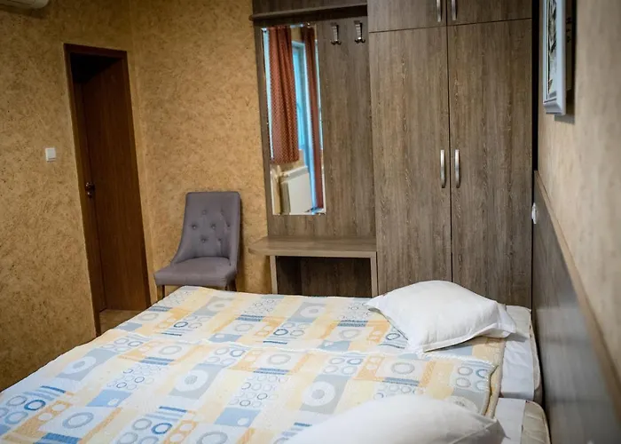 семеен резиденция 2*