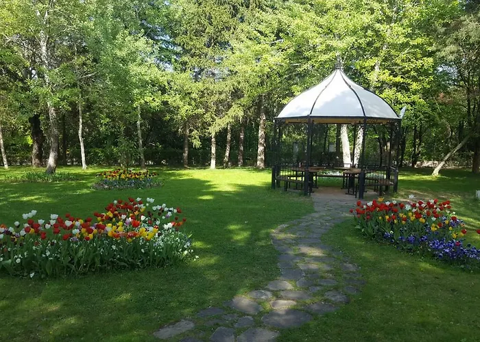 Хотел семеен резиденция Добрич